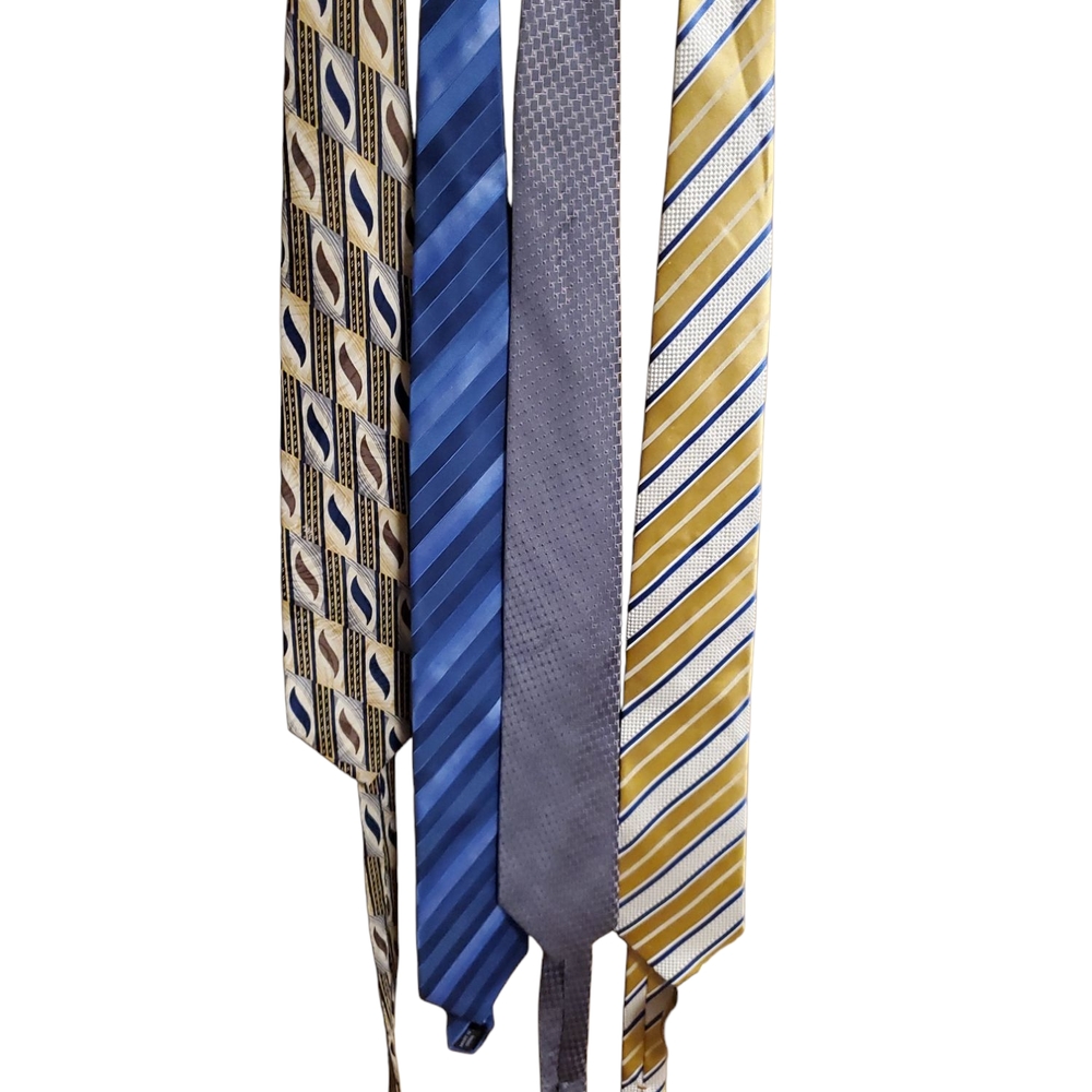 4 Assorted Ties Kenneth Cole, Geoffrey Beene, Donald Trump(brand New), And Zylos